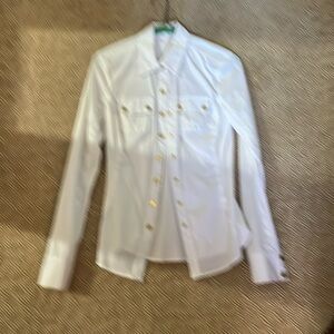 COPY - Woman’s white blouse with gold snap buttons